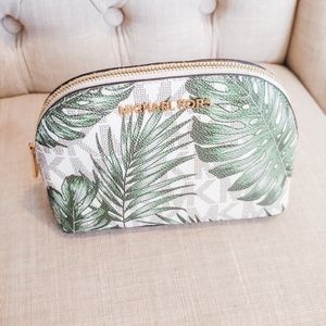 COPY - Michael Kors Cosmetic Pouch 🌴 PALM TREE DE…